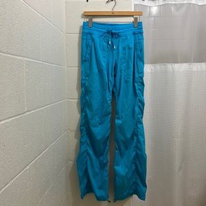Lululemon Beautiful & Rare Aqua Blue Dance Studio Pants F/L: 33”inseam: Sz:6.